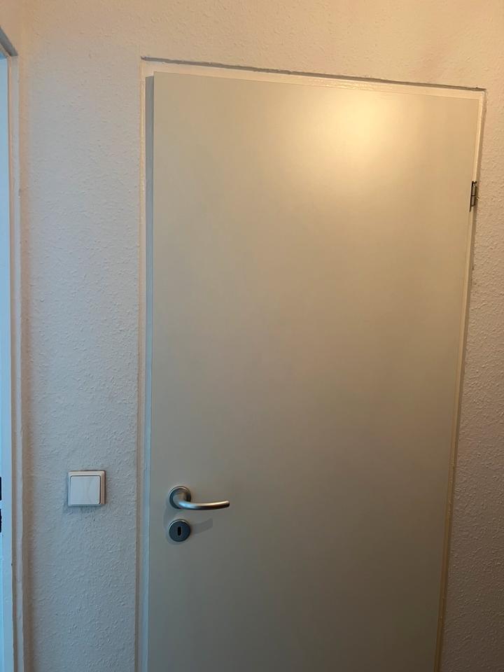 1-Zi Wohnung voll möbliert mit Balkon in Zentrum