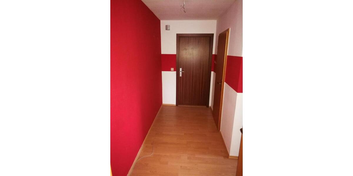 kleine 3 Raum Wohnung mit Einbauküche in Reinsdorf 3 zimmer