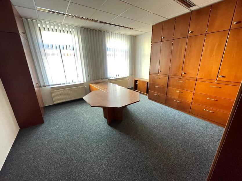 *NEU* Büro-Praxisfläche individuell für Ihren Bedarf - Kanzlei, Praxis oder Therapiezentrum möglich