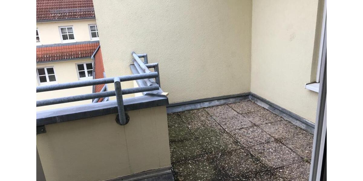 Dachgeschoßwohnung Torgau - 1 Zimmer, 48 m&sup2;, 336&euro; | Angebot:24149041