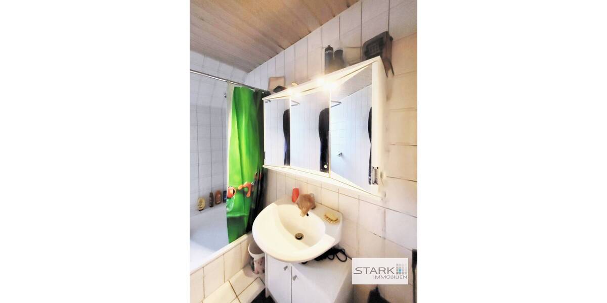 Etagenwohnung Kirchheim - 3 Zimmer, 65 m&sup2;, 425&euro; | Angebot:26188276