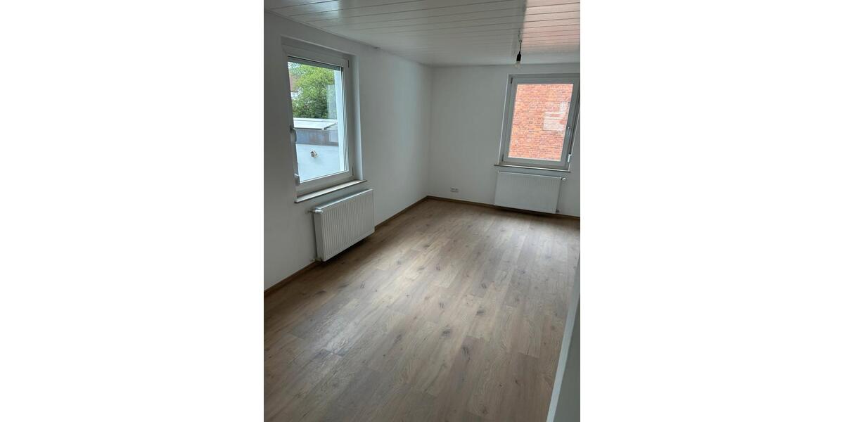 Erdgeschoßwohnung Heidenheim an der Brenz - 2 Zimmer, 89 m&sup2;, 1.350&euro; | Angebot:26652387