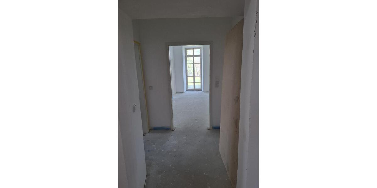 Erdgeschoßwohnung Teutschenthal - 2 Zimmer, 65 m&sup2;, 702&euro; | Angebot:25720976