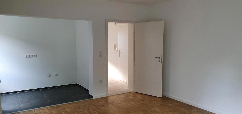 Erdgeschoßwohnung Detmold - 2 Zimmer, 50 m&sup2;, 450&euro; | Angebot:26022720