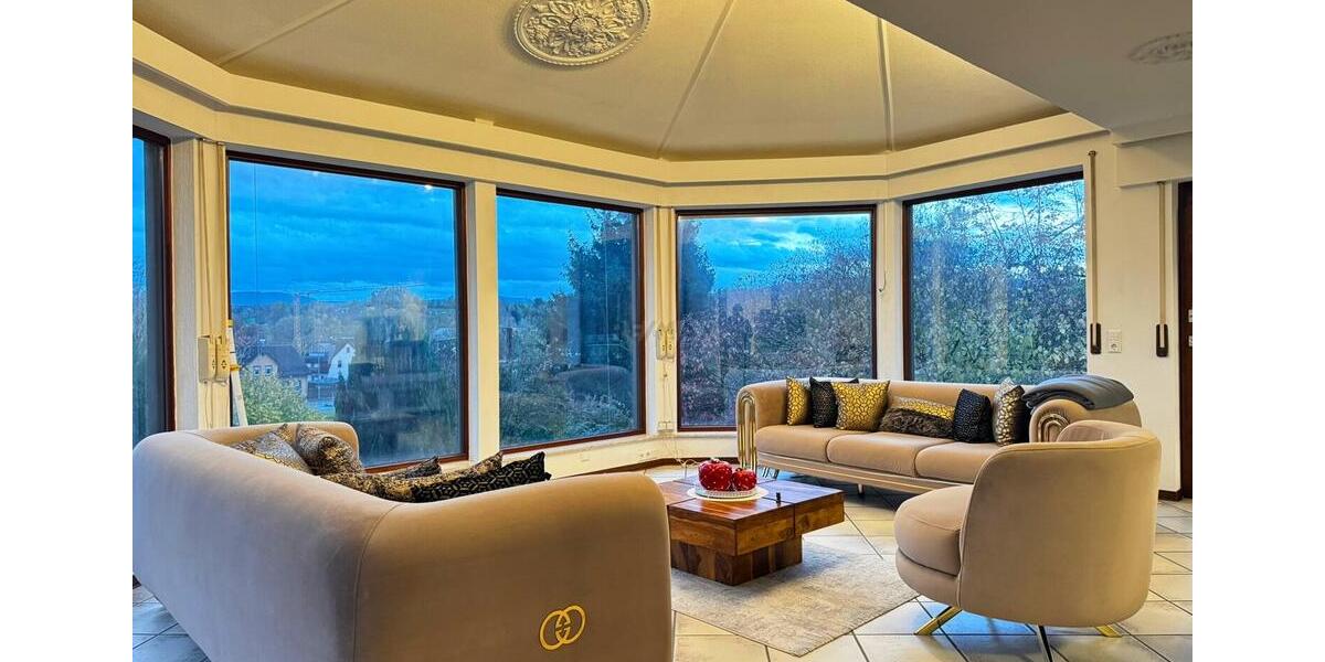 Einziehen und Wohlfühlen – großzügige 5,5 Zimmerwohnung 5 zimmer