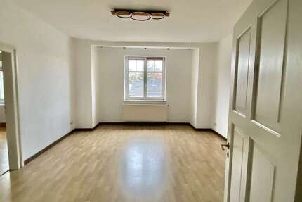Wohnung Sonneberg - 4 Zimmer, 115 m&sup2;, 710&euro; | Angebot:26854537