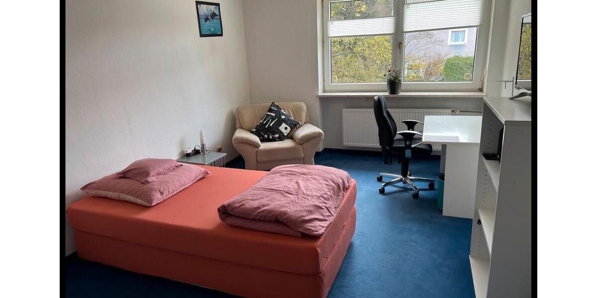 Wohnen auf Zeit München Thalkirchen-Obersendling-Forstenried-Fürstenried-S - 1 Zimmer, 19 m&sup2;, 790&euro; | Angebot:22966250
