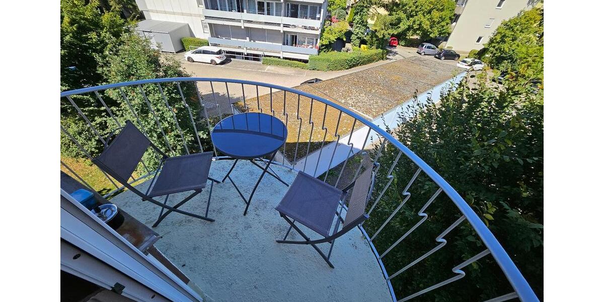 Dachgeschoßwohnung Ansbach - 2 Zimmer, 70 m&sup2;, 950&euro; | Angebot:25948028