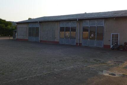 Gewerbehalle Produktionshalle Lkw-Werkstatt Hoffläche Freifläche zimmer