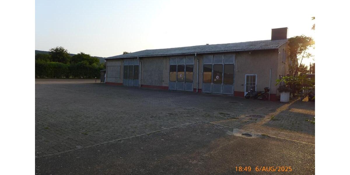 Gewerbehalle Produktionshalle Lkw-Werkstatt Hoffläche Freifläche zimmer