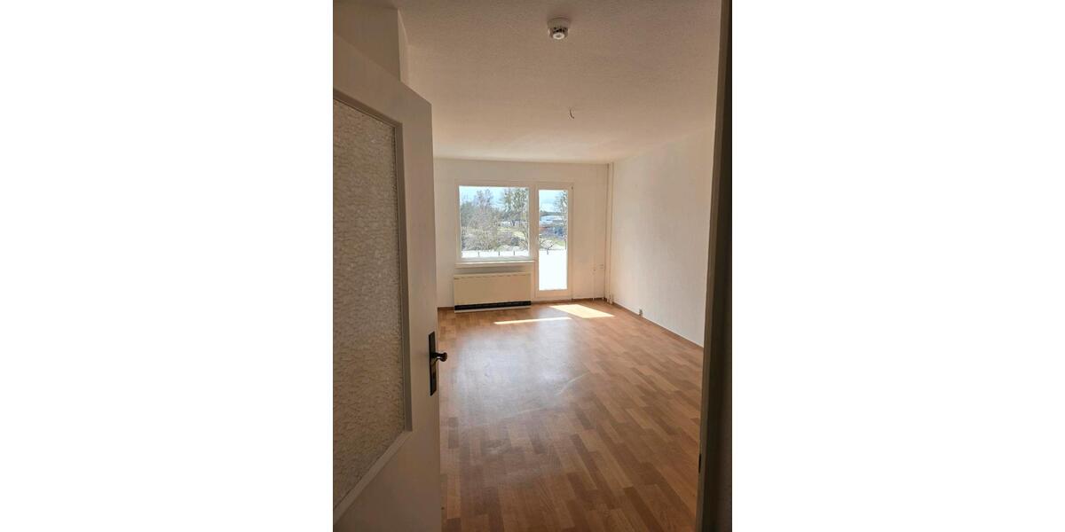 Etagenwohnung Grabow - 3 Zimmer, 61 m&sup2;, 310&euro; | Angebot:25979421