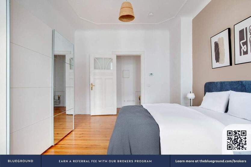 Blueground ID369, Mitte 2 zimmer
