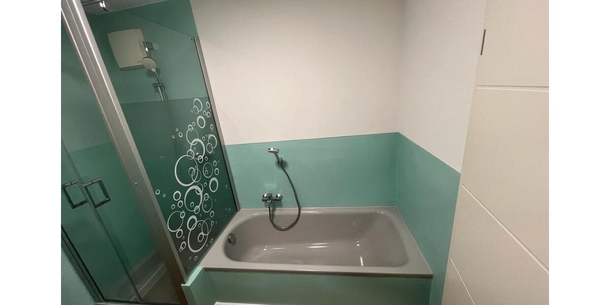 Bernkastel-Kues Plateau: 3 ZKB DG Wohnung 3 zimmer