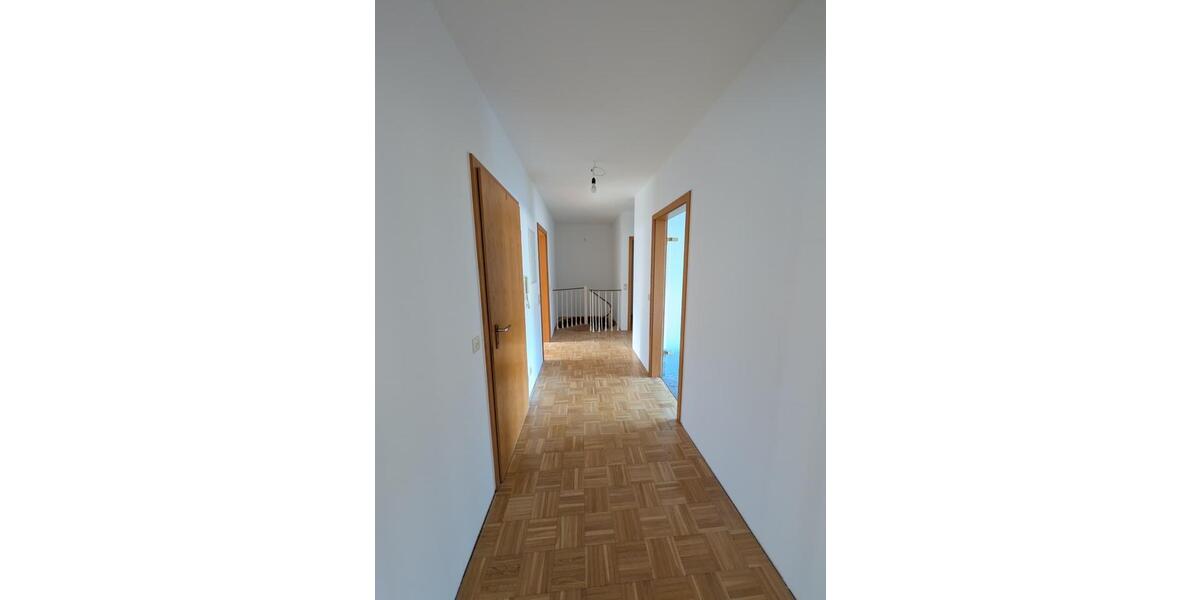 Erdgeschoßwohnung Boppard - 2.5 Zimmer, 85 m&sup2;, 780&euro; | Angebot:26387175