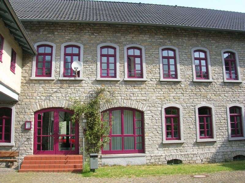 Wohnung zum Mieten in Barntrup 413,81 € 105 m²