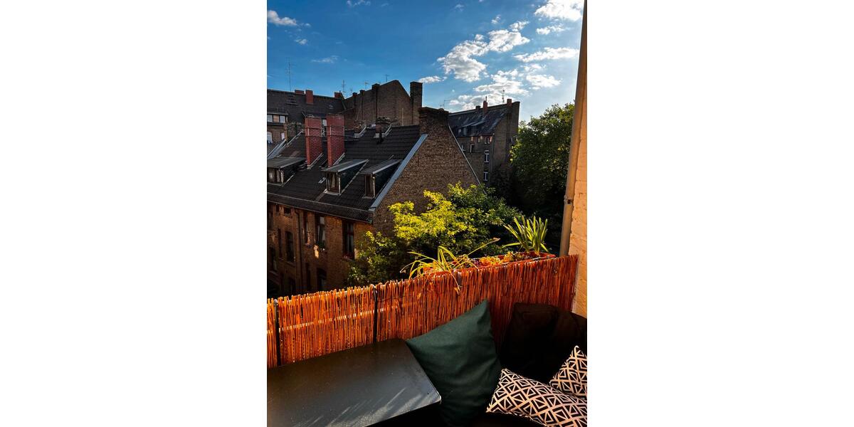 Etagenwohnung Wiesbaden Biebrich - 2.5 Zimmer, 66 m&sup2;, 940&euro; | Angebot:26665879