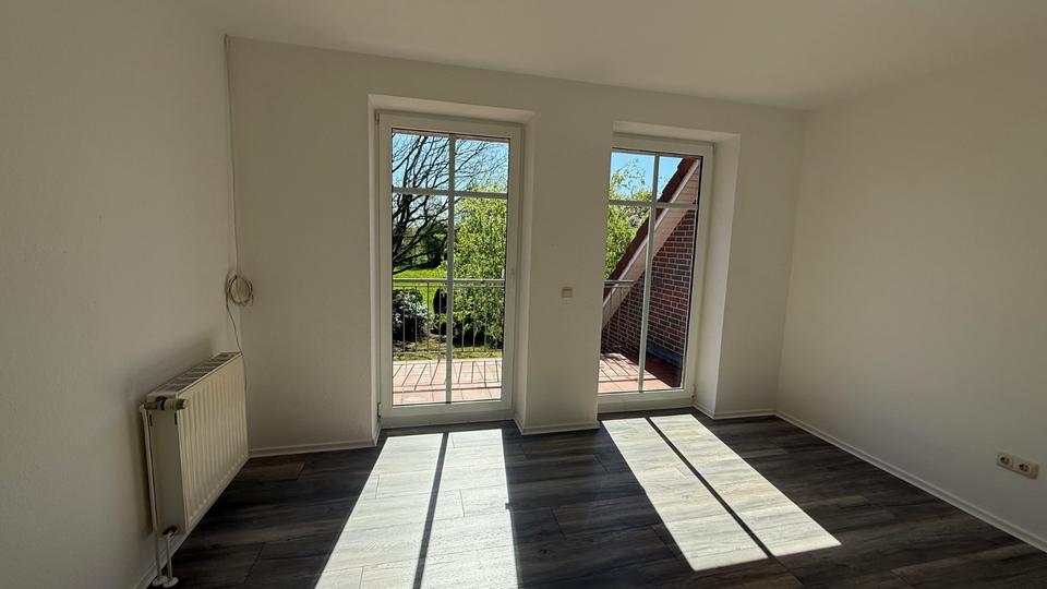 Erdgeschoßwohnung Uplengen - 4 Zimmer, 106 m&sup2;, 595&euro; | Angebot:26532141