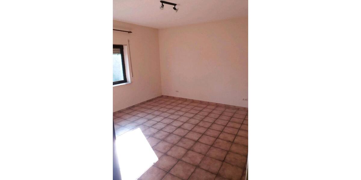 Einfamilienhaus Hermeskeil - 5 Zimmer, 200 m&sup2;, 1.500&euro; | Angebot:26400257