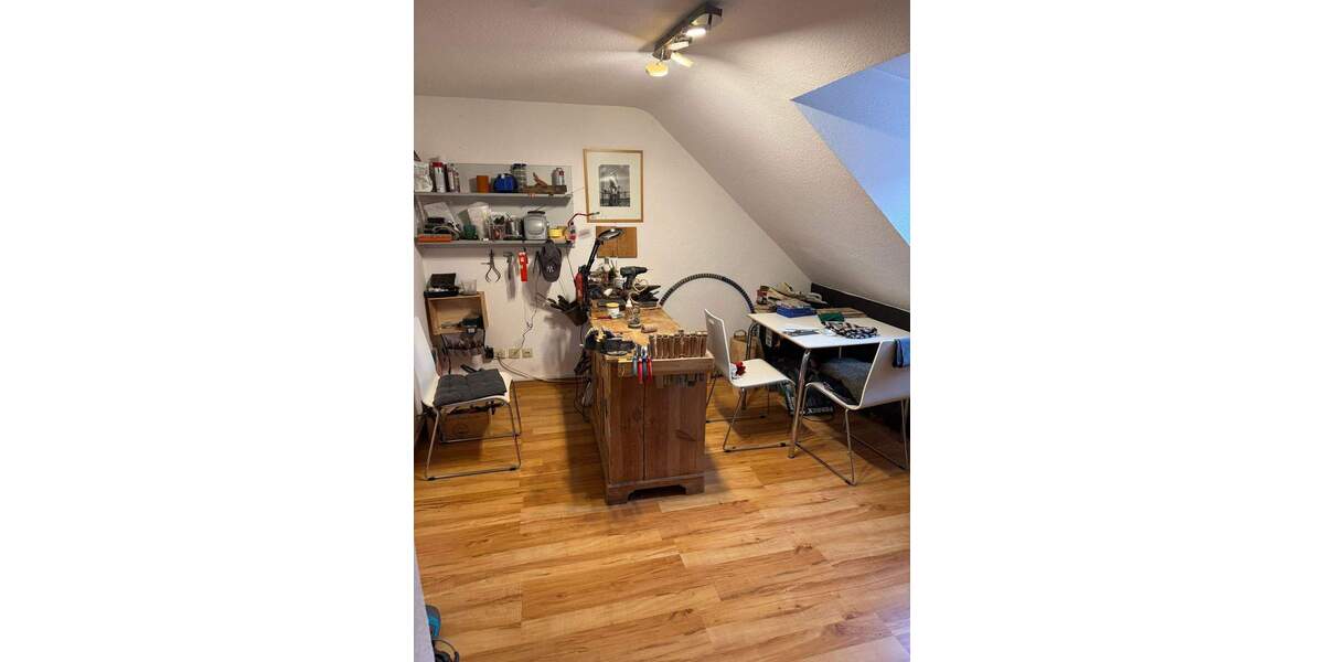 ***kl. gemütliche 2-Zimmer DG- Wohnung in der Altstadt von Nürnberg 2 zimmer