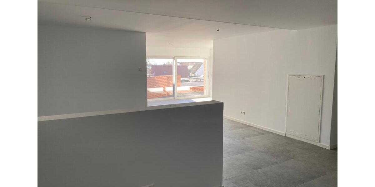 Etagenwohnung Bernburg (Saale) - 4.5 Zimmer, 127 m&sup2;, 1.143&euro; | Angebot:26367184