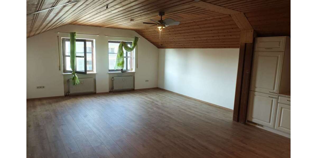 Etagenwohnung Tann - 1 Zimmer, 40 m&sup2;, 400&euro; | Angebot:25561272
