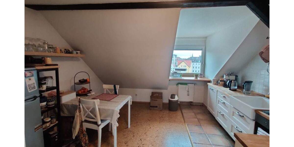 Etagenwohnung Bielefeld Innenstadt - 3 Zimmer, 91 m&sup2;, 820&euro; | Angebot:25929323