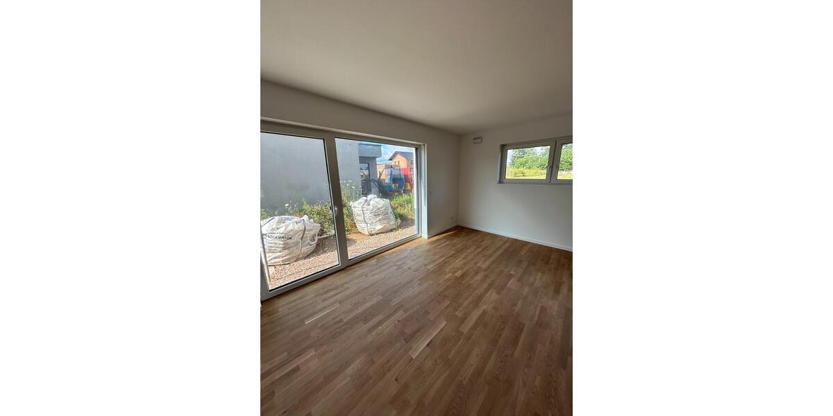 Erdgeschoßwohnung Gründau - 2 Zimmer, 79 m&sup2;, 1.050&euro; | Angebot:24377846
