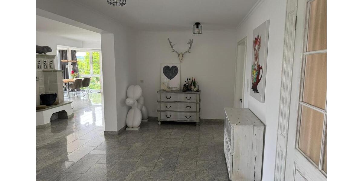 Erdgeschoßwohnung Hünfelden - 2 Zimmer, 152 m&sup2;, 1.350&euro; | Angebot:26610163