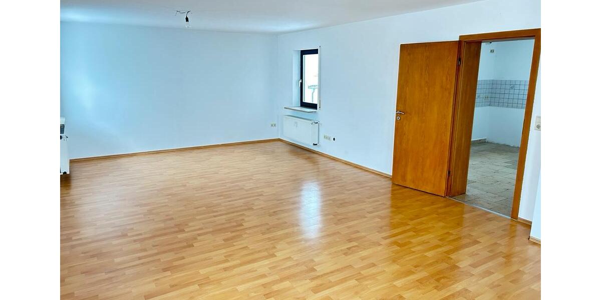 Erdgeschoßwohnung Treuchtlingen - 3 Zimmer, 90 m&sup2;, 890&euro; | Angebot:25063965