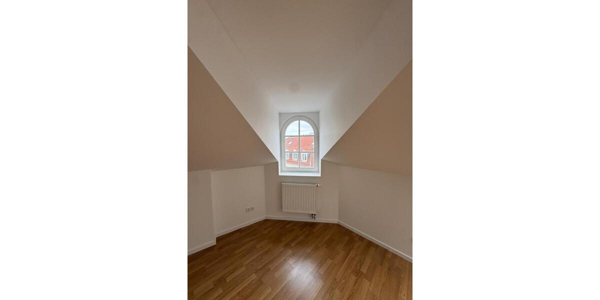 Dachgeschoßwohnung Berlin Treptow-Köpenick - 2 Zimmer, 63 m&sup2;, 1.325&euro; | Angebot:23407862
