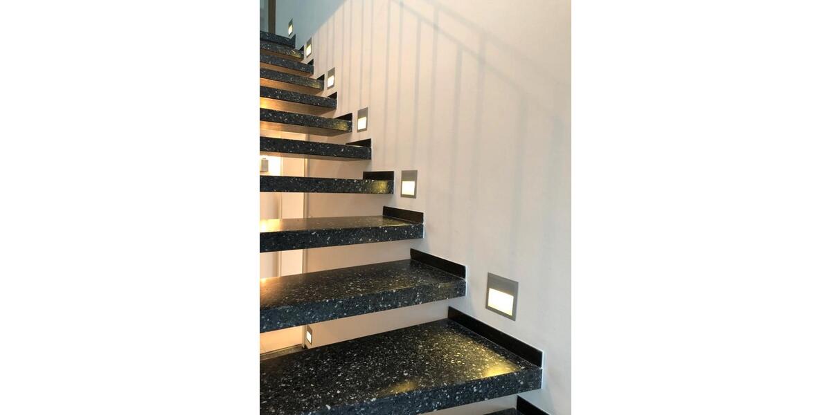 Einfamilienhaus Dreieich - 9 Zimmer, 300 m&sup2;, 4.200&euro; | Angebot:26336525