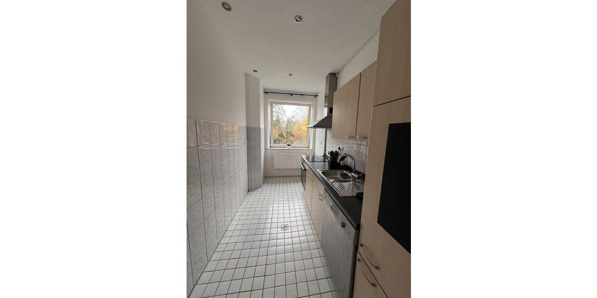 Erdgeschoßwohnung Neustadt in Holstein - 4 Zimmer, 120 m&sup2;, 1.300&euro; | Angebot:25872288