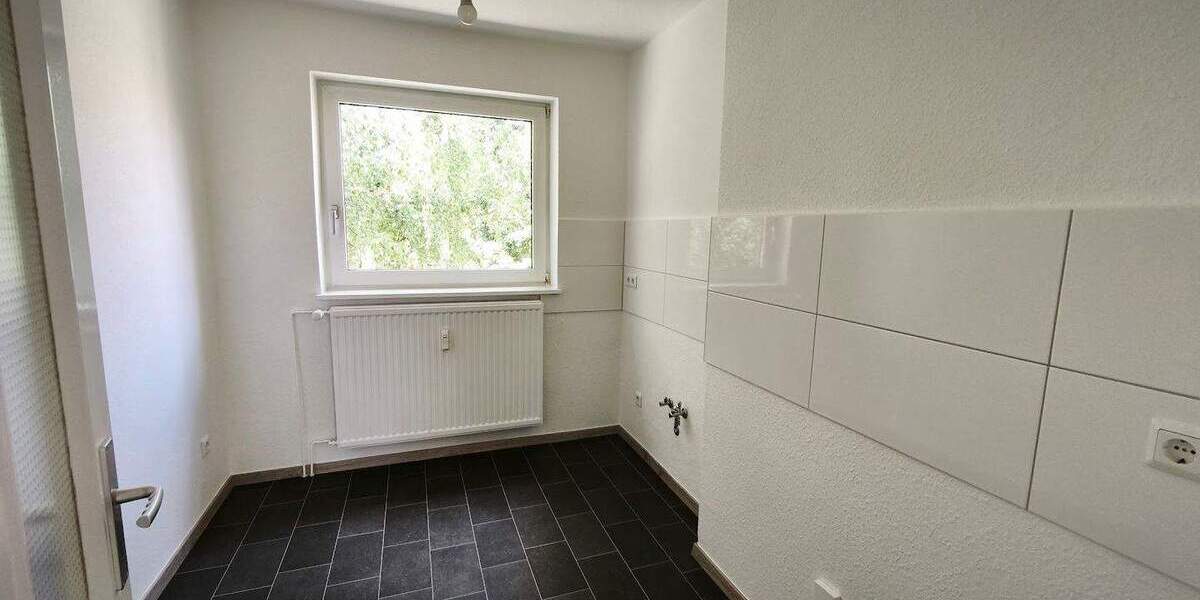 Etagenwohnung Salzgitter Lebenstedt - 3 Zimmer, 60 m&sup2;, 359&euro; | Angebot:24036763
