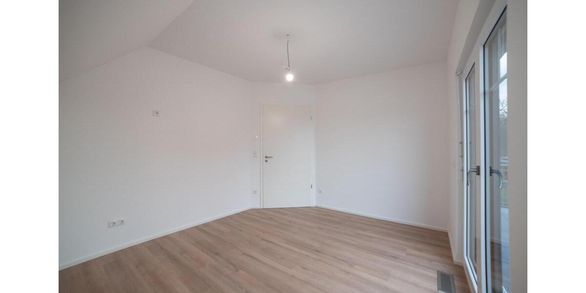 Erstbezug Obergeschoß - keine Miete im Umzugsmonat - Wohnen und Altwerden im Grünen 2A 5.5 zimmer