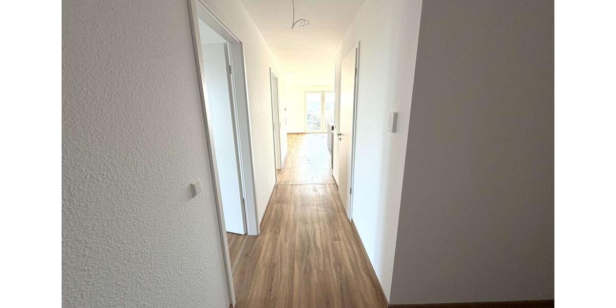 Dachgeschoßwohnung Eutingen im Gäu - 3 Zimmer, 113 m&sup2;, 1.440&euro; | Angebot:24491248