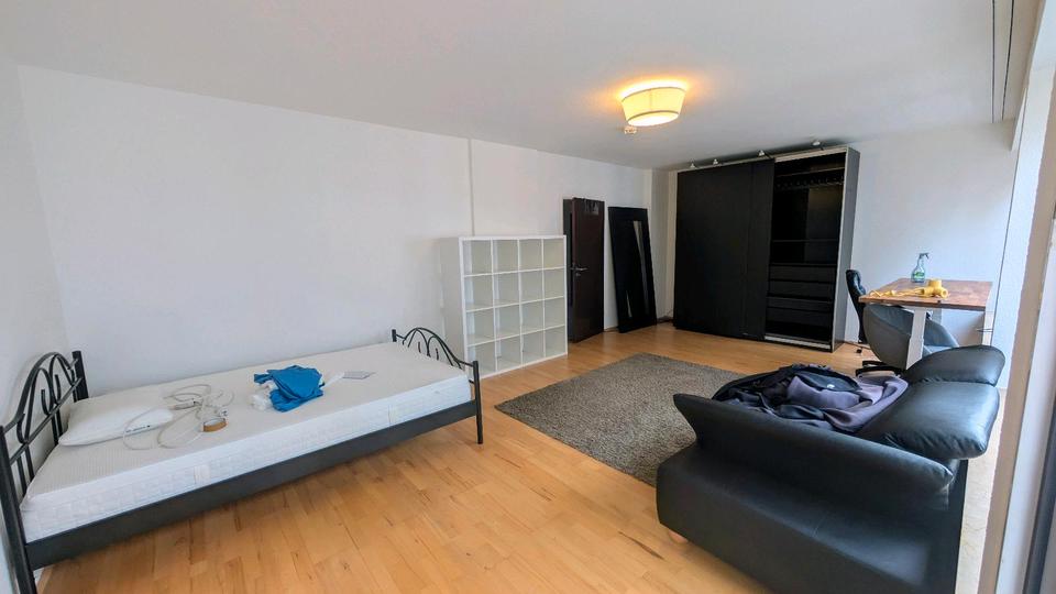 Wohnen auf Zeit Düsseldorf Stadtbezirk 3 - 4 Zimmer, 115 m&sup2;, 780&euro; | Angebot:24983402