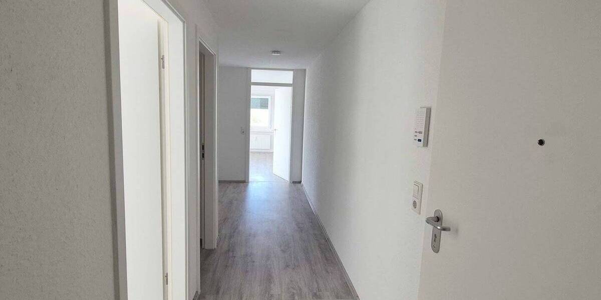 Etagenwohnung Singen (Hohentwiel) Singen - 2 Zimmer, 61 m&sup2;, 740&euro; | Angebot:26641451