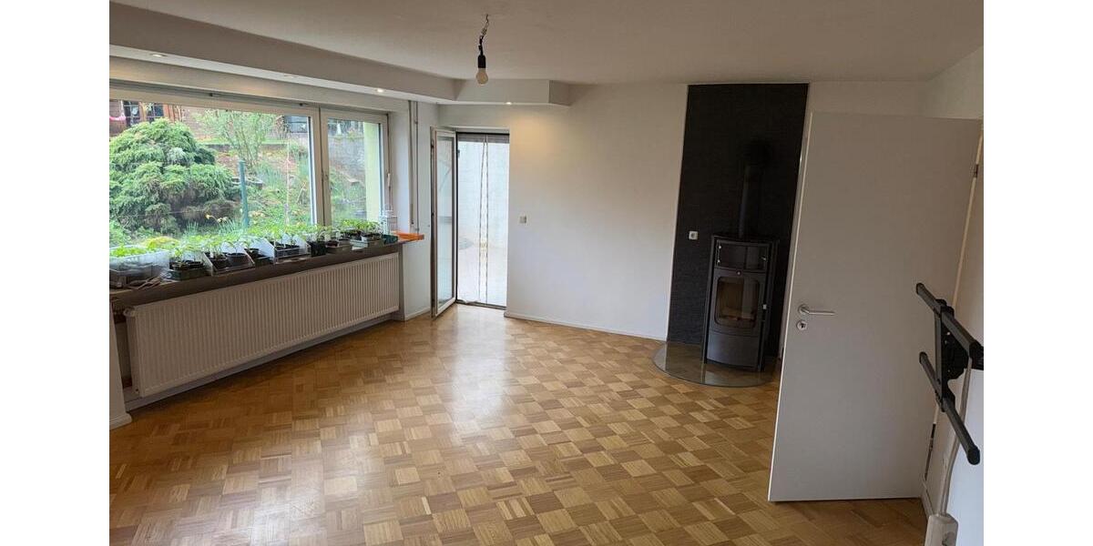 Etagenwohnung Hungen - 3 Zimmer, 104 m&sup2;, 836&euro; | Angebot:26705420