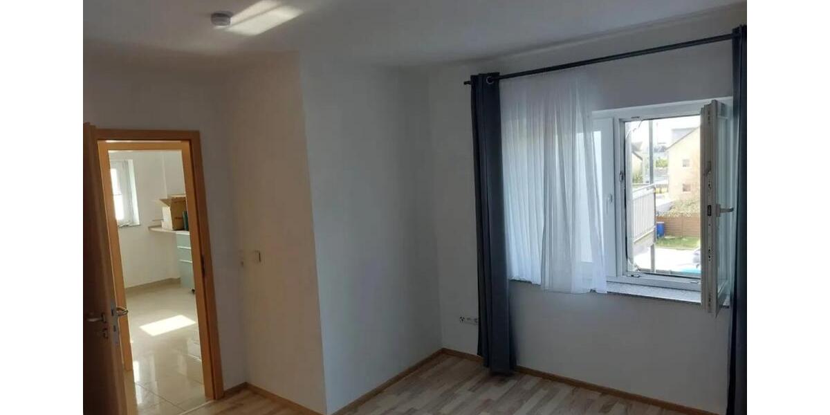Etagenwohnung Bendorf - 3 Zimmer, 84 m&sup2;, 950&euro; | Angebot:25959754