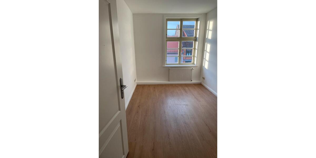 Sonnige 4-Raum-Wohnung am Kirchplatz in Plau 4 zimmer