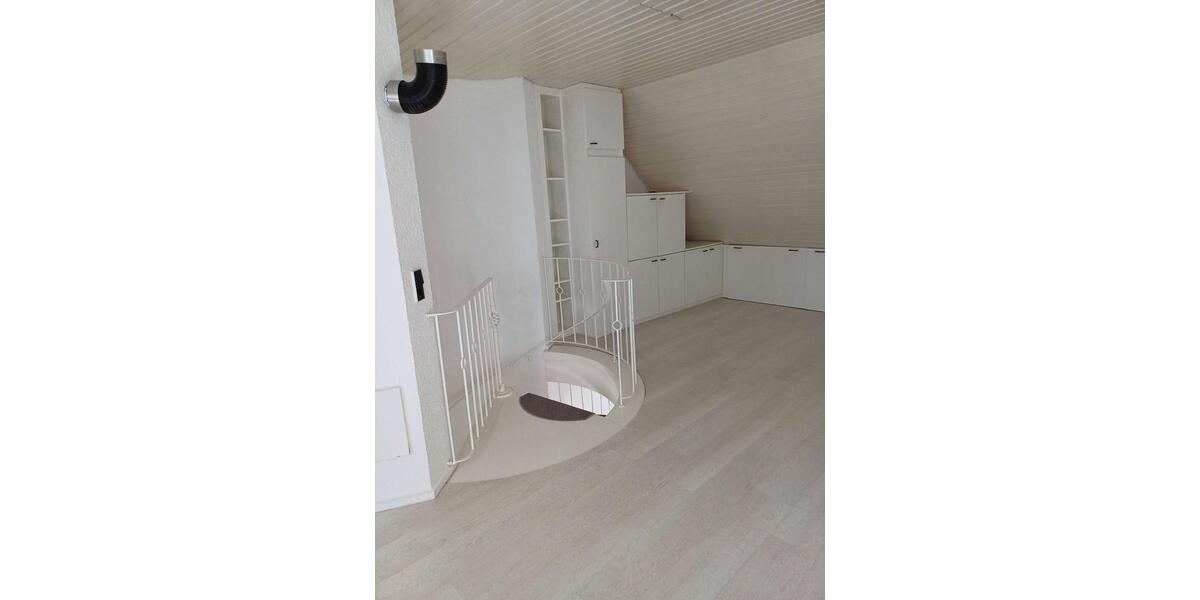Maisonettenwohnung Ravensburg - 3 Zimmer, 121 m&sup2;, 1.200&euro; | Angebot:26384354