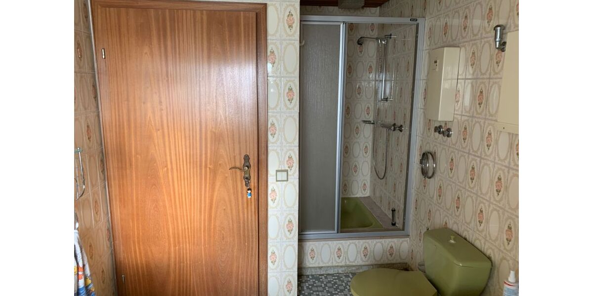 Doppelhaushälfte mit viel Potential ab 01.02.2026 in 52477 zu mieten 4 zimmer