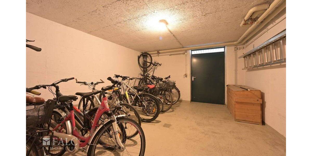 Etagenwohnung München Thalk.Obersendl.-Forsten-Fürstenr.-Solln - 4 Zimmer, 126 m&sup2;, 2.850&euro; | Angebot:26309049