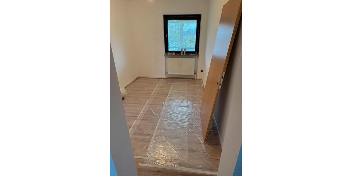 Etagenwohnung Plön - 4 Zimmer, 86 m&sup2;, 1.300&euro; | Angebot:25236926