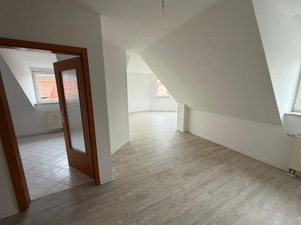 Dachgeschoßwohnung Wolmirstedt - 2 Zimmer, 63 m&sup2;, 388&euro; | Angebot:25800378