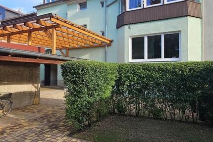 Wohnung Naumburg (Saale) - 4 Zimmer, 125 m&sup2;, 1.100&euro; | Angebot:24841627