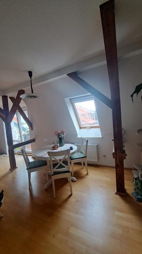 3-Zimmer Dachgeschoßwohnung – 84 m² Triftstraße