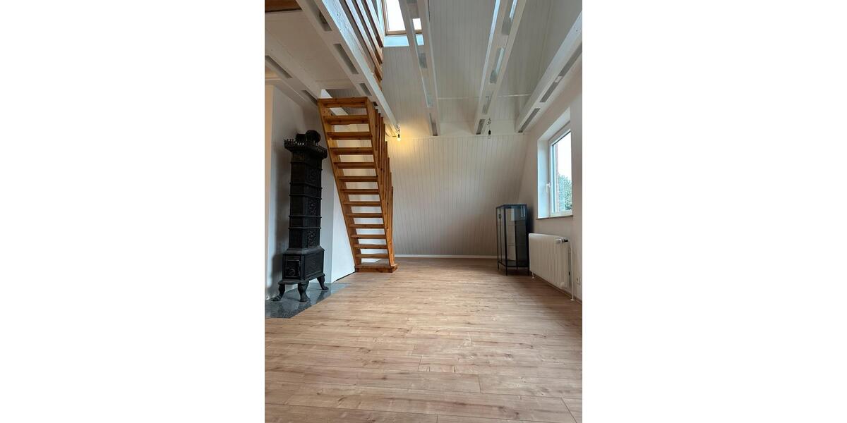 Dachgeschoßwohnung Schönkirchen - 2.5 Zimmer, 70 m&sup2;, 950&euro; | Angebot:25794473