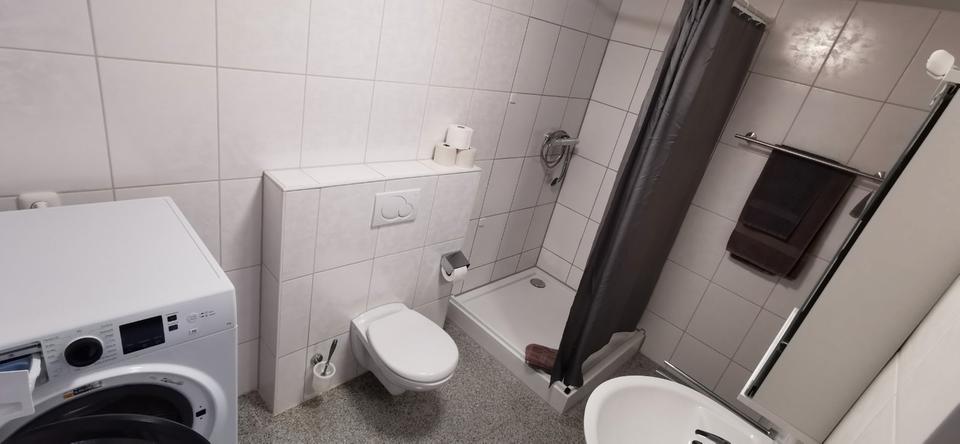Wohnen auf Zeit Hürth - 5 Zimmer, 90 m&sup2;, 16&euro; | Angebot:26460776