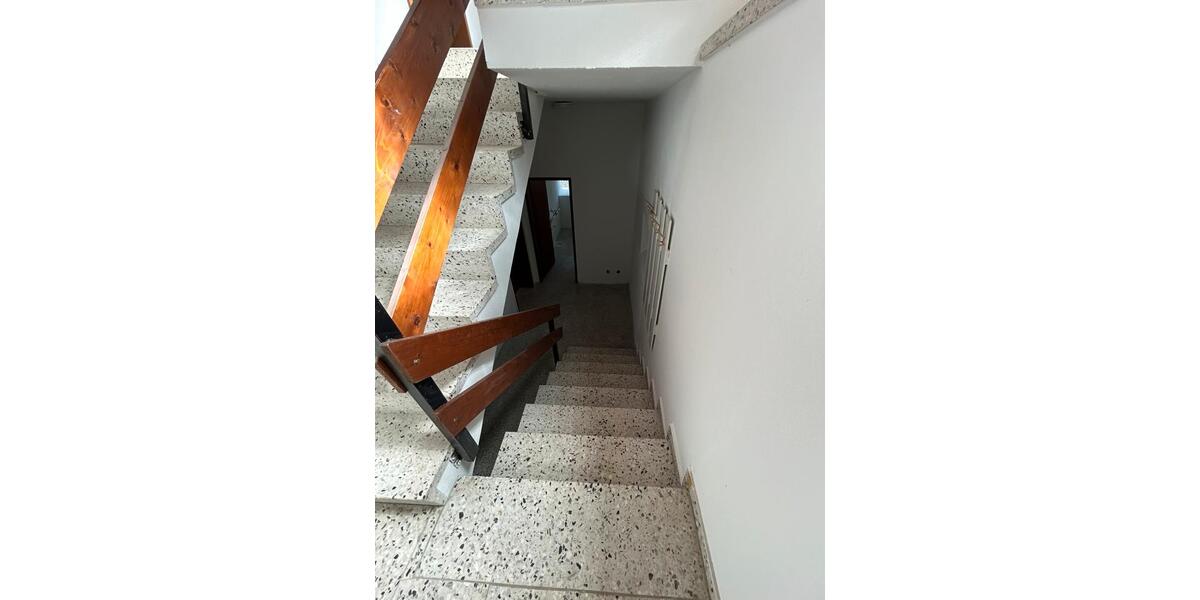 Einfamilienhaus Idar-Oberstein Oberstein - 6 Zimmer, 160 m&sup2;, 1.000&euro; | Angebot:26693068